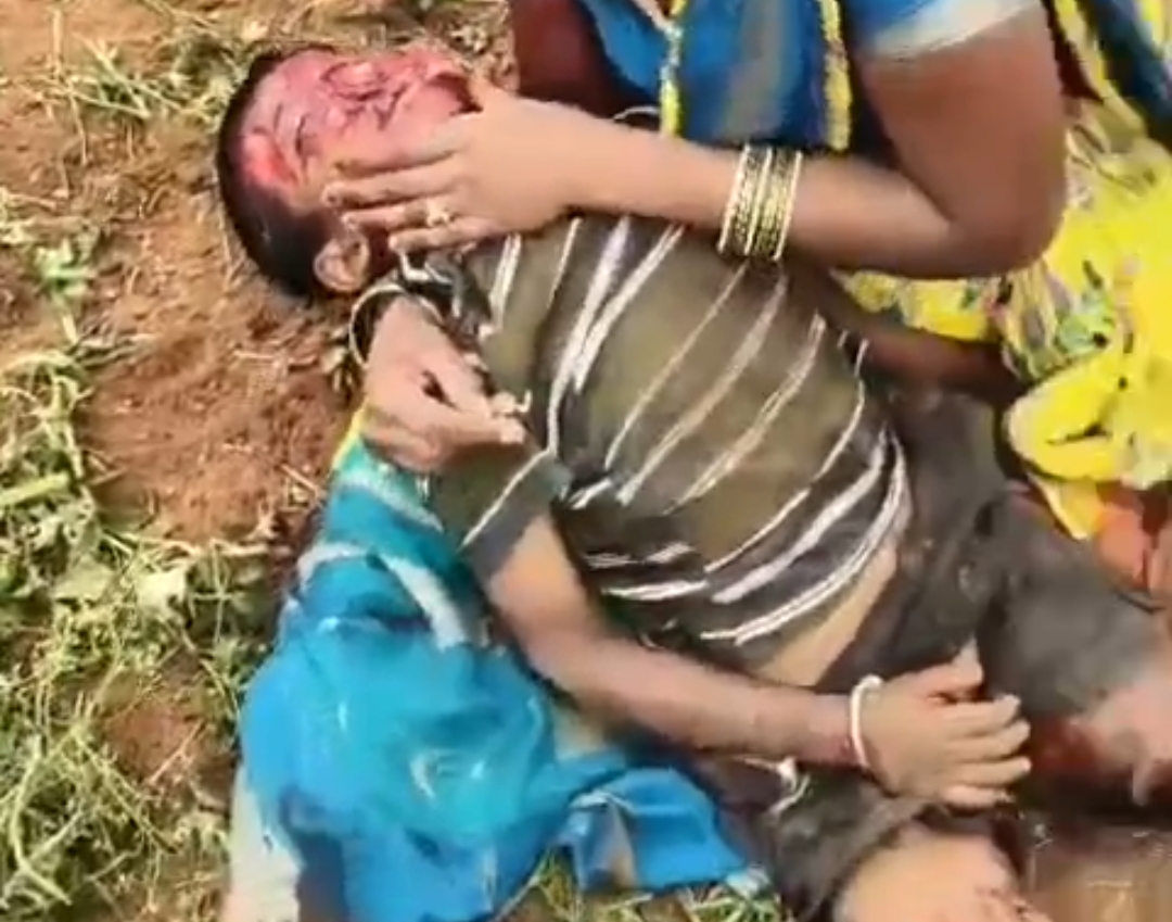 ట్రాక్టర్ నాగళ్ళు కింద పడి చిన్నారి మృతి