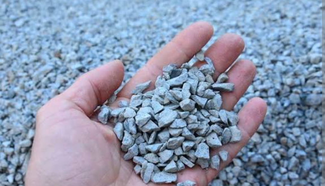 గ్రావెల్ తరలిస్తున్న రెండు టిప్పర్ల పట్టివేత : టాస్క్ ఫోర్స్ ఏసీపీ