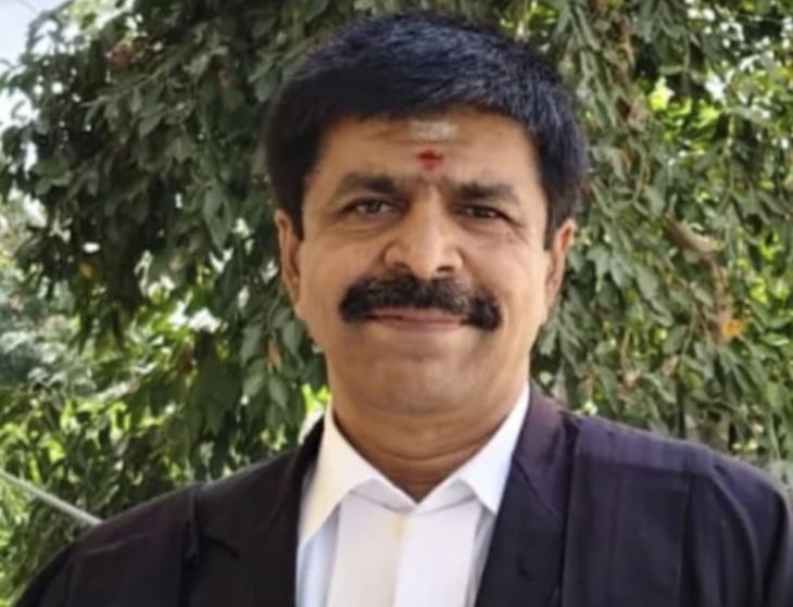 ముఖ్యమంత్రి పీఠంపై ఉండి హుందాతనం కోల్పోయిన రేవంత్ రెడ్డి