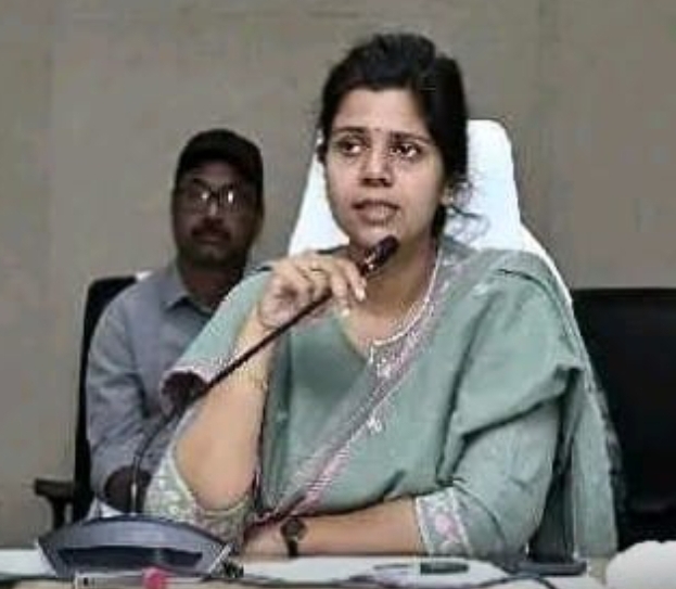 రోడ్డు ప్రమాదాల నియంత్రణకై ప్రజల్లో సంబంధిత అధికారులు విస్తృతంగా అవగాహన పరచాలి