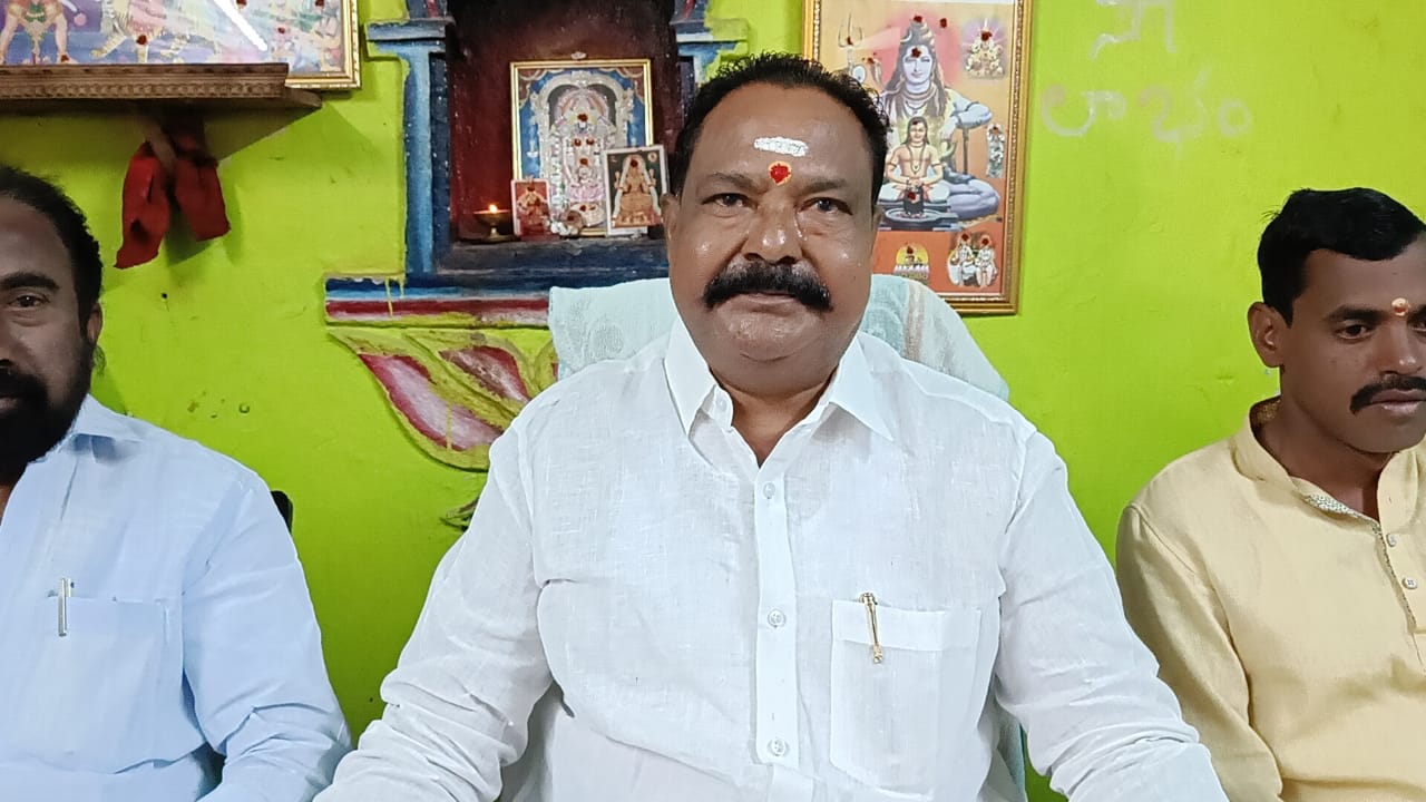 కెటిఆర్ ఇలాకాలో బిఆర్ఎస్ పార్టీకి షాక్