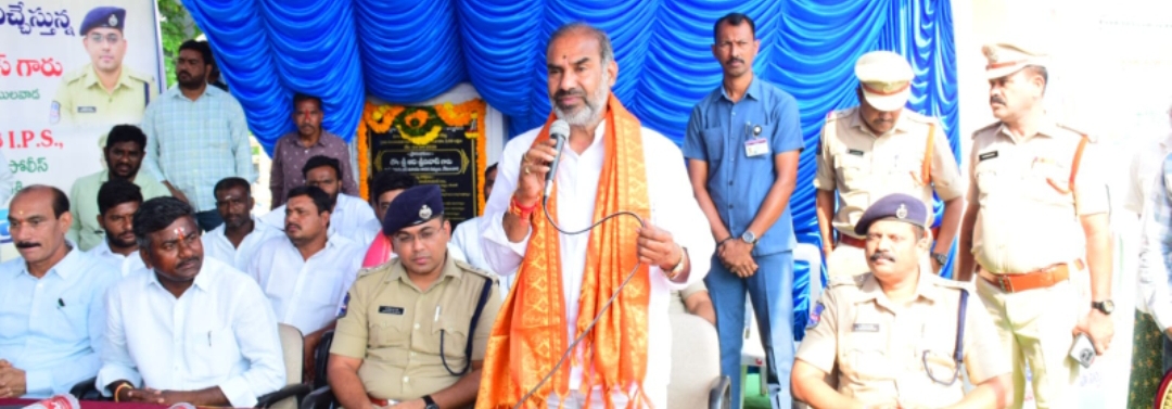 రాజన్న సిరిసిల్ల జిల్లా... సురక్షిత సమాజంకోసం &ndash; సీసీ కెమెరాల ఏర్పాటుకు ముందుకు రావాలి : ప్రభుత్వ విప్