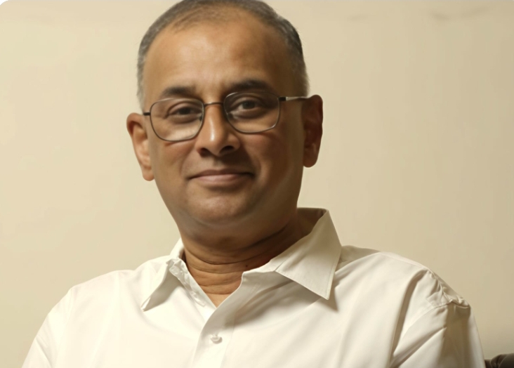 కొత్తగూడెం రైల్వే స్టేషన్ ఎదుట ప్రధాన రహదారి విస్తరణకు భూ మార్పిడిని వేగవంతం చేయండి