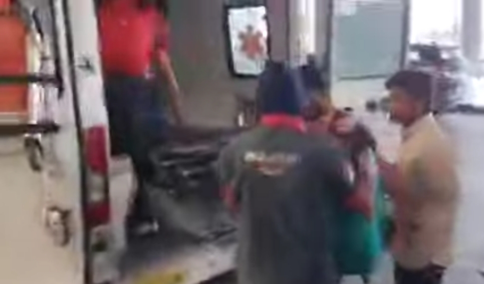 శంషాబాద్ ఎయిర్ పోర్ట్ నుంచి సికింద్రాబాద్ కిమ్స్ హాస్పిటల్&zwnj;కి గ్రీన్ ఛానల్