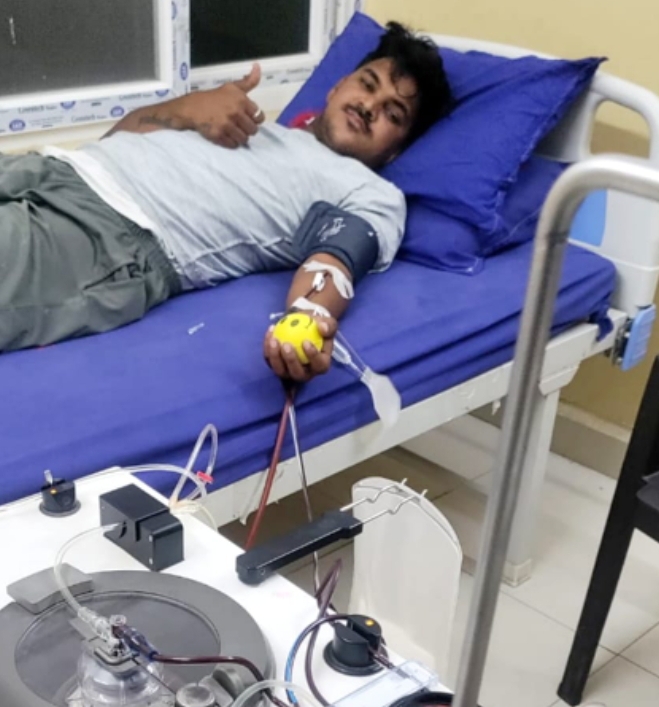రక్తదానంతో ఆదర్శంగా నిలుస్తున్న ప్రశాంత గౌడ్