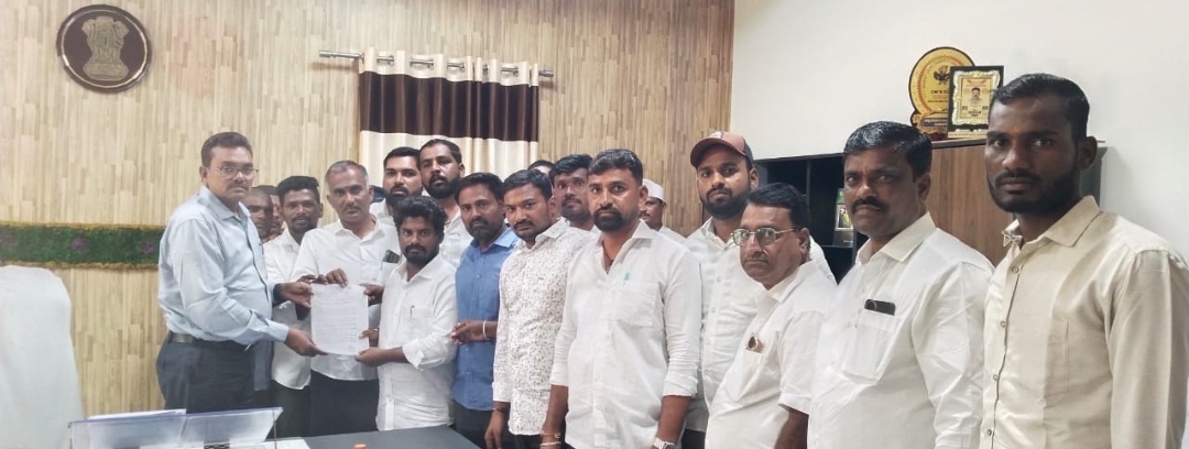 రాష్ట్ర అధ్యక్షులు బోట్ల కార్తీక్ ఆదేశాల మేరకు ఉప సర్పంచుల సమస్యలపై అదనపు కలెక్టర్ (రెవెన్యూ) వి. విక్టర్&zwnj;కు వినతి పత్రం