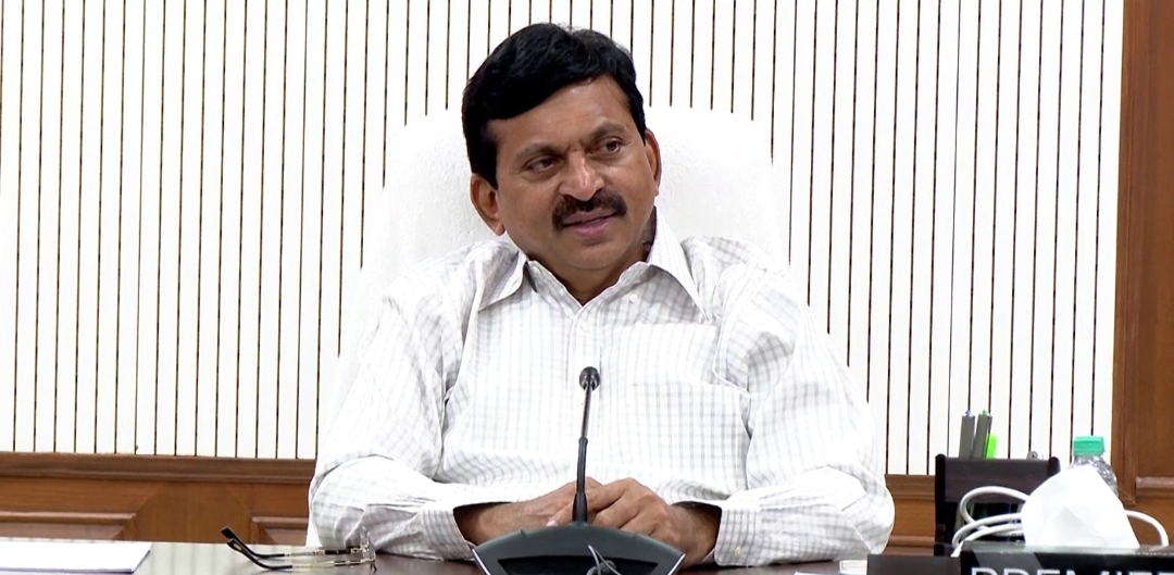 Daily Bharat కోట్ల విలువైన ప్రభుత్వ భూముల్లో పేదలకు ఇందిరమ్మ ఇండ్లు