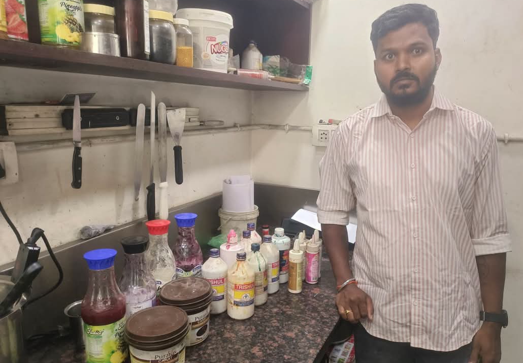ప్రజల ప్రాణాలతో చెలగాటం... మల్కాజిగిరి కేక్స్ క్లబ్ బేకరీపై కేసు