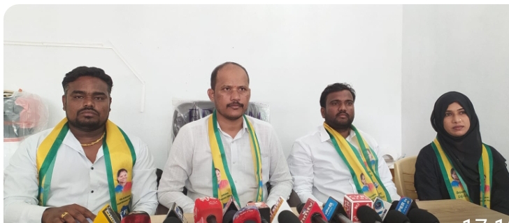 తెలంగాణ రక్షణ సేన కామారెడ్డి నియోజవర్గ ఇన్చార్జి నంగునూరి రవీందర్ గుప్తా మీడియా సమావేశం