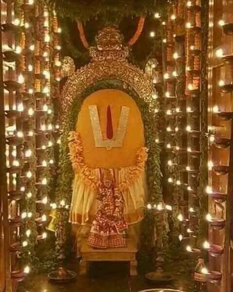 "అక్షయ తృతీయ" నాడు మాత్రమే నిజరూపంలో దర్శనమిచ్చే "సింహాచలం అప్పన్న" స్వామి