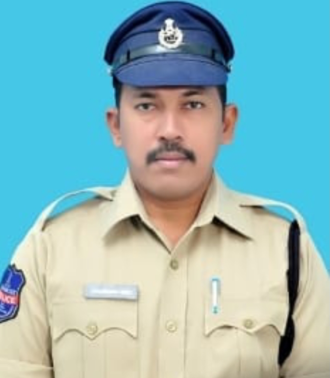 గోదావరిలో దూకి కానిస్టేబుల్&zwnj; ఆత్మహత్య