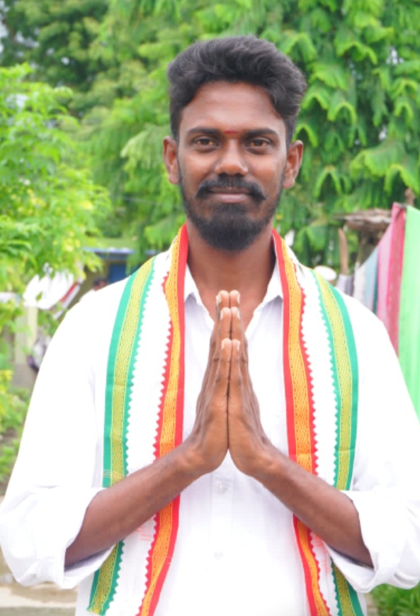 ప్రజలు అప్రమత్తంగా ఉండాలి : యూత్ కాంగ్రెస్ జూలూరుపాడు మండల అభ్యర్థి రామిశెట్టి నరేందర్ 