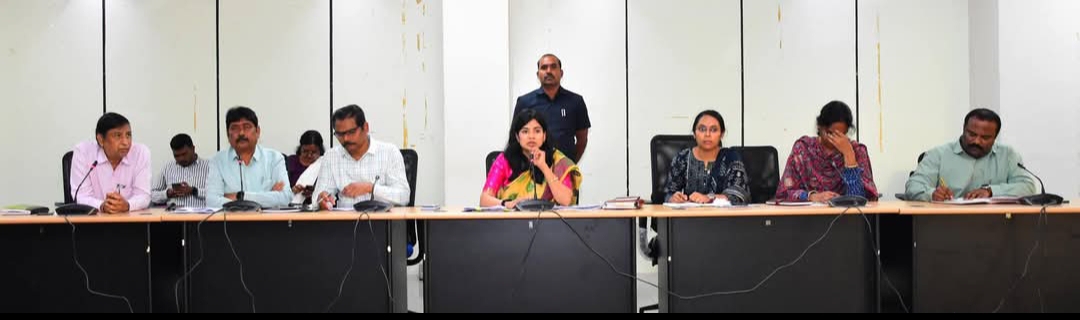 స్కాలర్&zwnj;&zwnj;షిప్ దరఖాస్తులపై ప్రత్యేక దృష్టి సారించాలి : ఇంచార్జి కలెక్టర్ గరిమ అగ్రవాల్