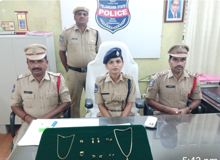 24 గంటల్లో దొంగతనం కేసును చేధించిన వేములవాడ రూరల్ పోలీసులు