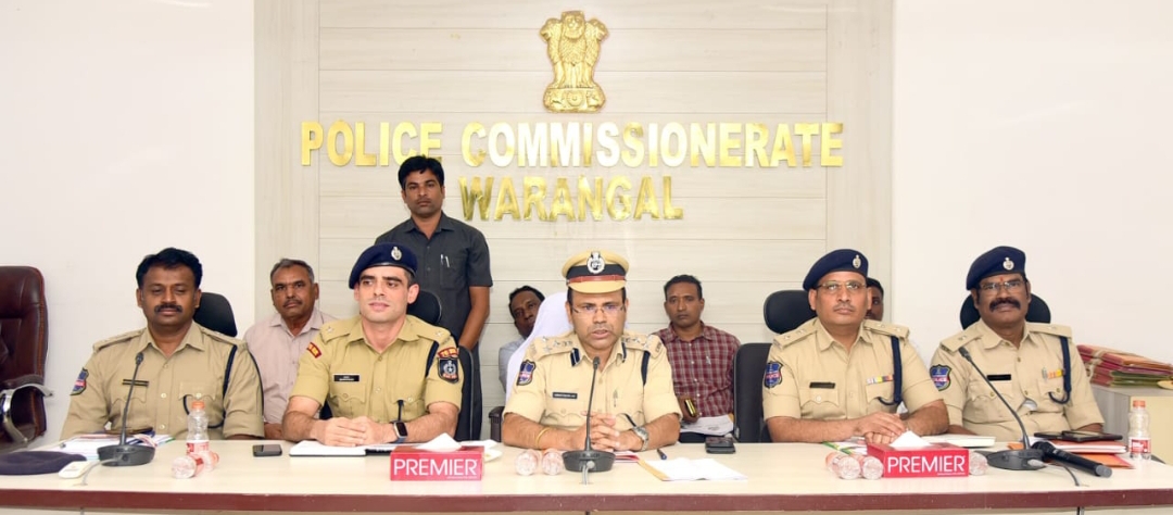 రౌడీ షీటర్లను ఉక్కుపాదంతో అణిచి వేయాలి : వరంగల్&zwnj; పోలీస్&zwnj; కమిషనర్&zwnj; అంబర్&zwnj; కిషోర్&zwnj; ఝా, IPS