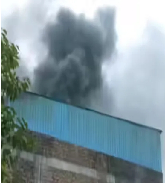 దేశ రాజధాని న్యూఢిల్లీలో భారీ అగ్నిప్రమాదం