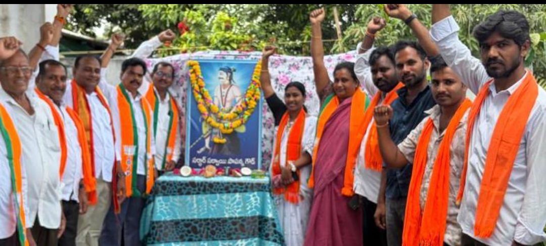 ఘనంగా సర్దార్ సర్వాయి పాపన్న వర్ధంతి వేడుకలు