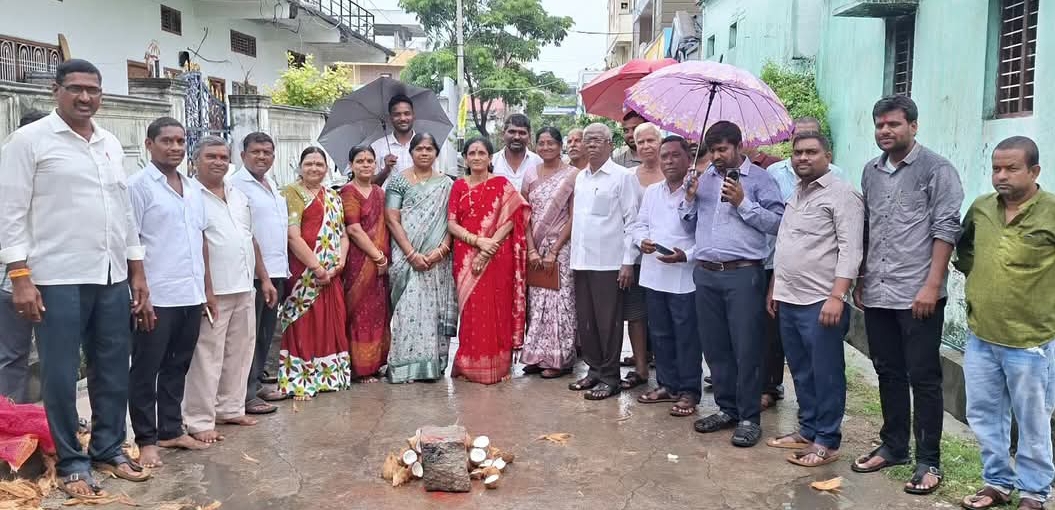 సిరిసిల్ల : 19వ వార్డులో సీసీ రోడ్డు నిర్మాణ పనులకు శ్రీకారం