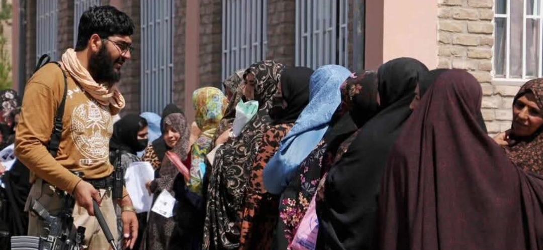 అలిగి అమ్మ గారింటికి వెళితే.. 3 నెలల జైలు శిక్ష..