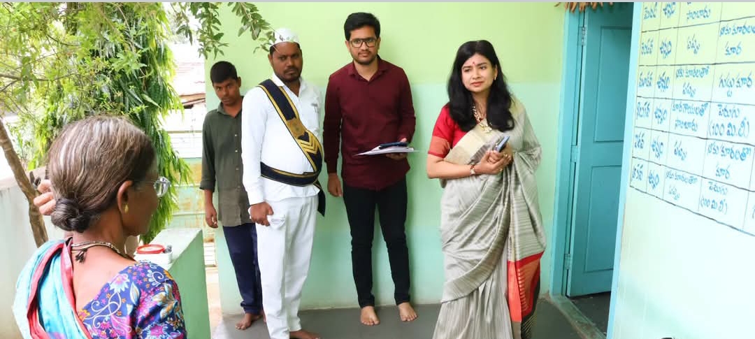 రాజన్న సిరిసిల్ల : అంగన్వాడీల ఆకస్మిక తనిఖీ... పోషకాహారంపై కలెక్టర్ కీలక ఆదేశాలు