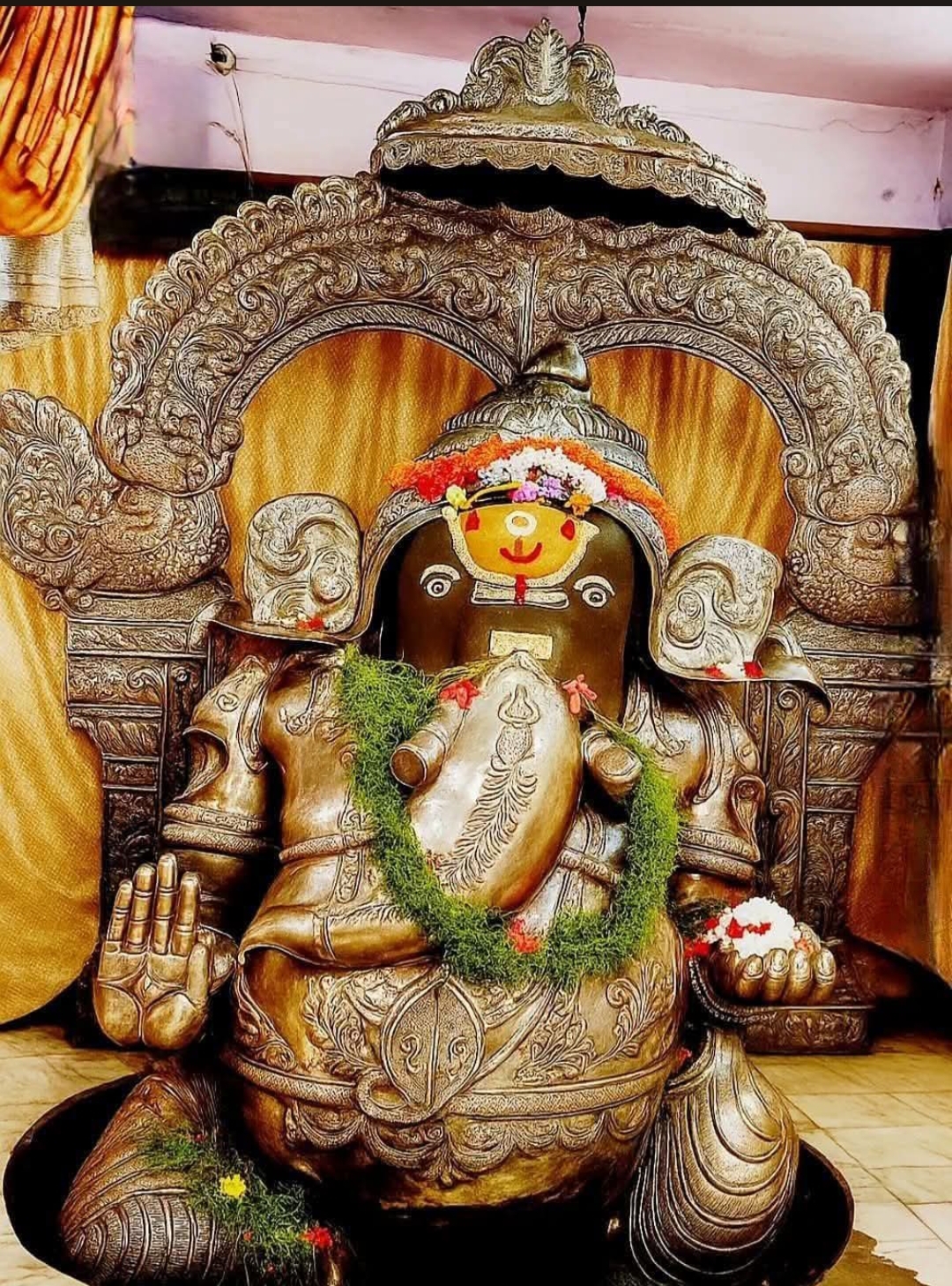 బిక్కవోలులో మహిమాన్విత గణపతి